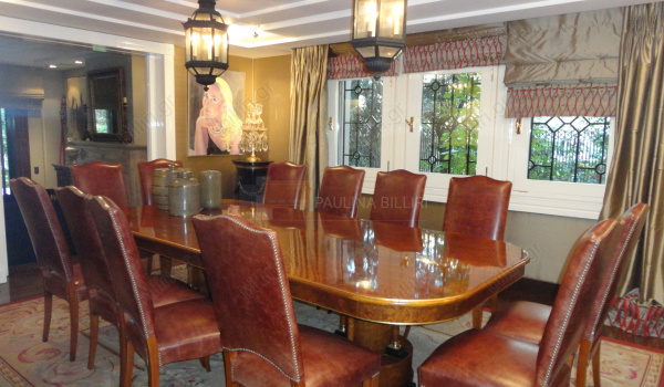 Tραπεζαρία - Dinning room